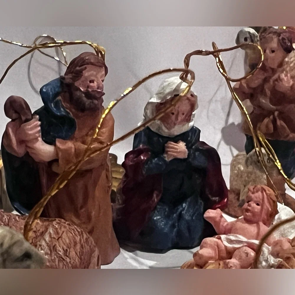 Dillard’s Trimmings Nativity Scene Holiday Figurine Set
